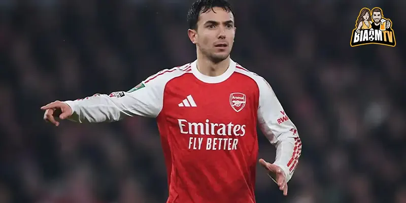 Arsenal được khuyên nên tìm người thay thế Martin Zubimendi
