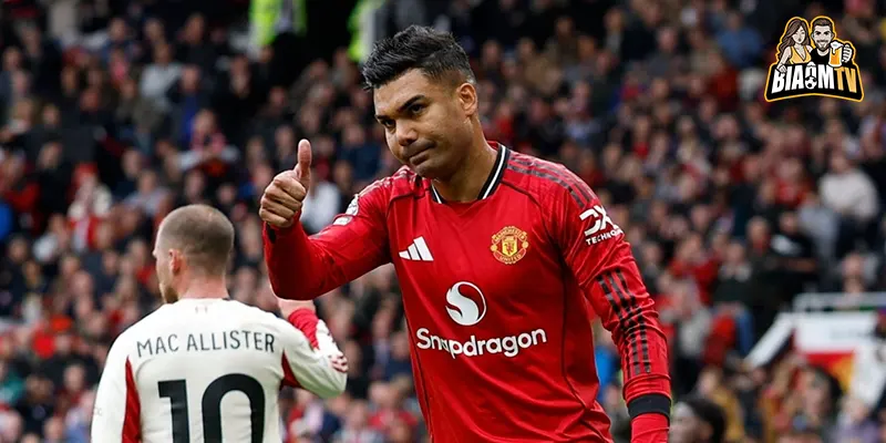 Casemiro chứng minh đẳng cấp Lời đáp trả đanh thép dành cho Jamie Carragher